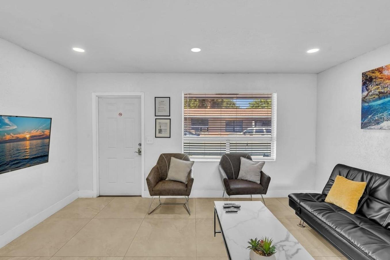 New Stylish 2 Bdrm Mins To Beach & Aventura Mall Hallandale Beach Exterior foto